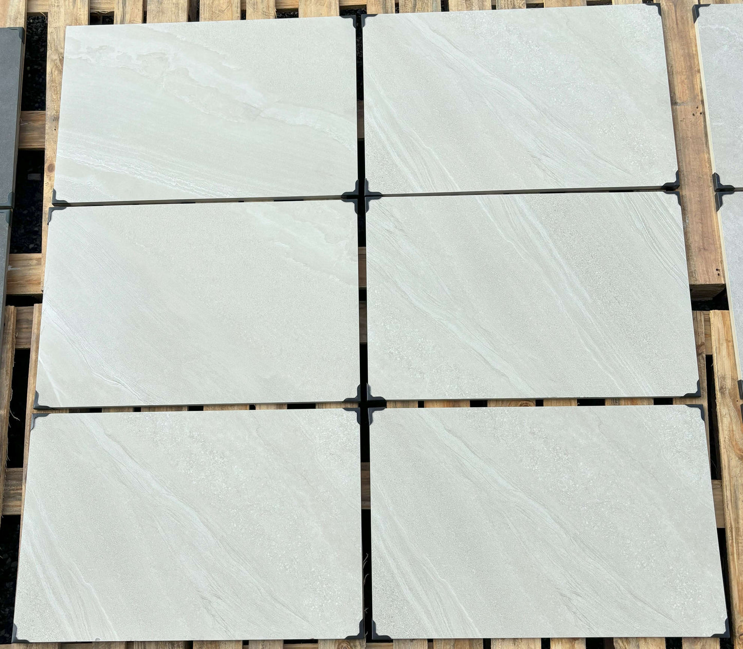 Premium Crossover White garden slabs finish