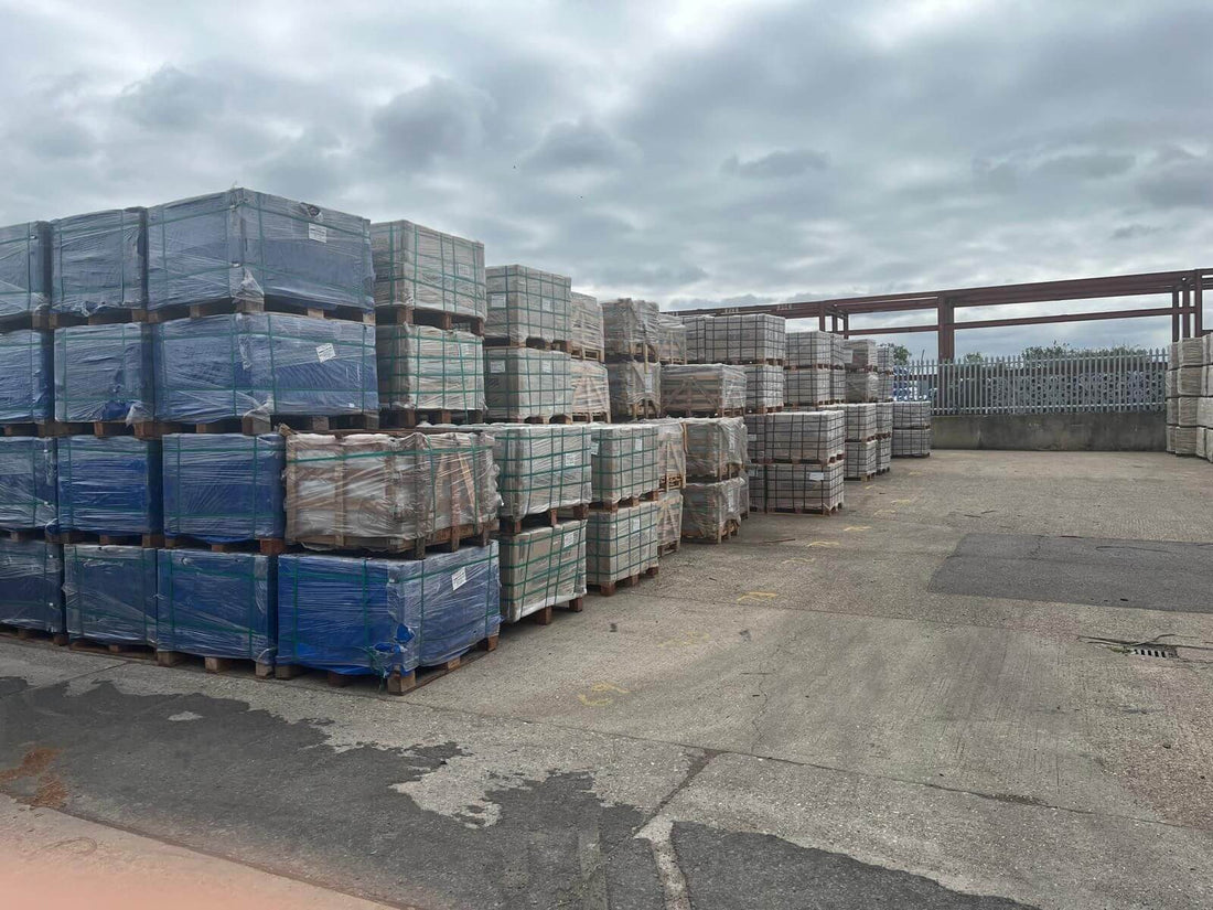 Mixing Composite Decking and Garden Slabs