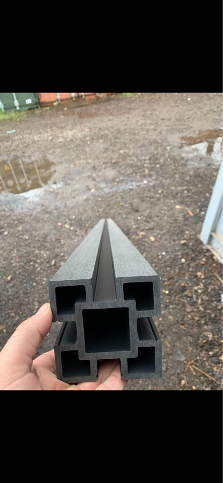 Aluminum Posts vs Composite Posts for Composite Fencing Sets: Which Is Stronger?