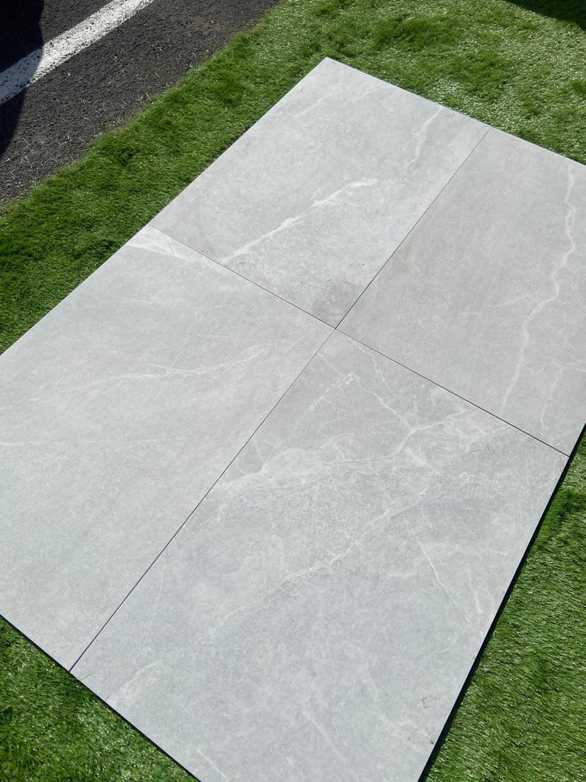Bodo white porcelain paving slabs laying picture in the garden of the uk house