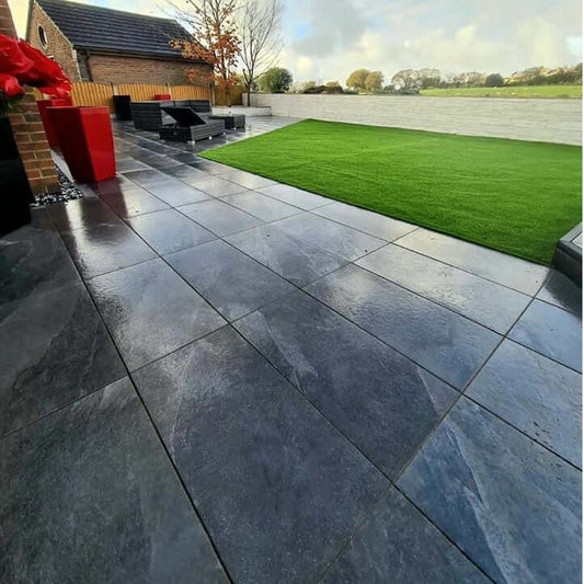 Garden paving project using Brazilian Black porcelain slabs