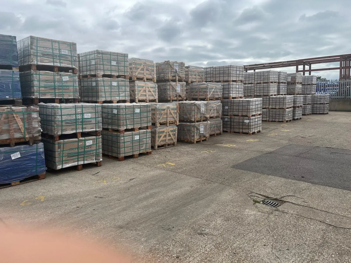 Biggest UK stockist of outdoor porcelain paving UK and patio slabs UK