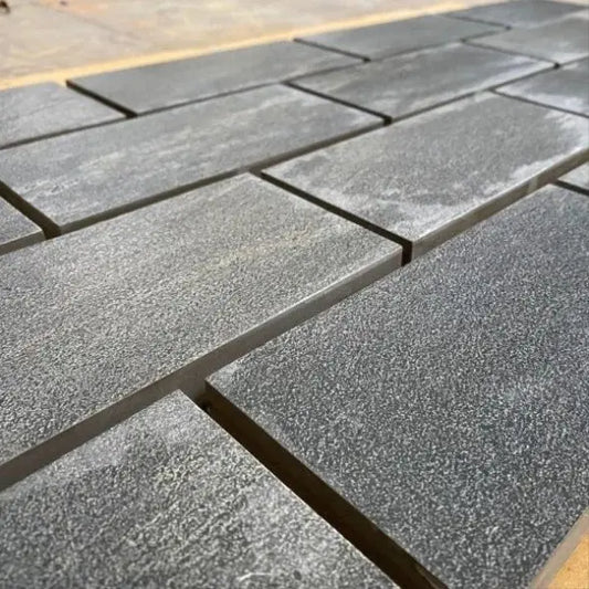 Anthracite dark porcelain cobblestones effect paving slabs UK