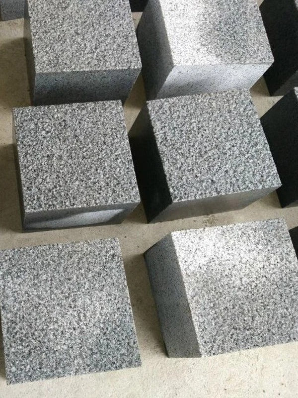 Blue Black Granite Flamed Cobblestone 50 MM