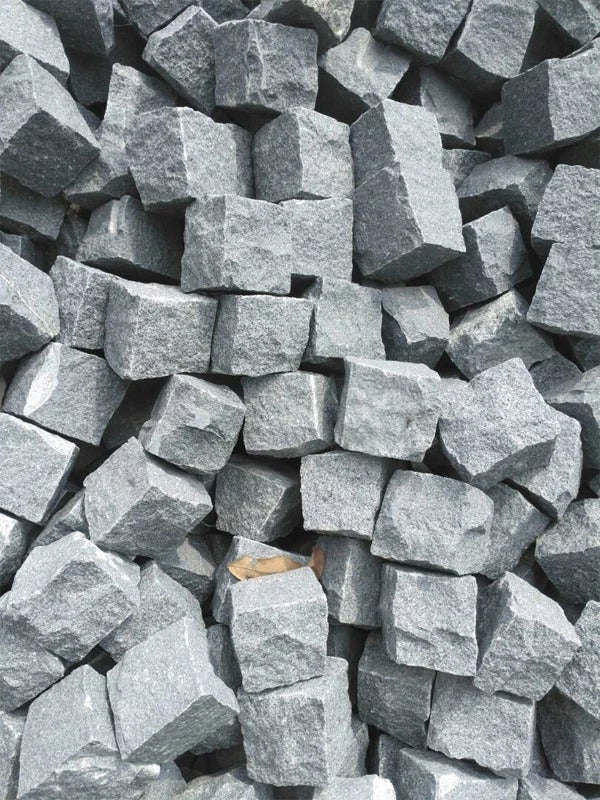 Blue Black Granite Natural Cobbles 50 MM