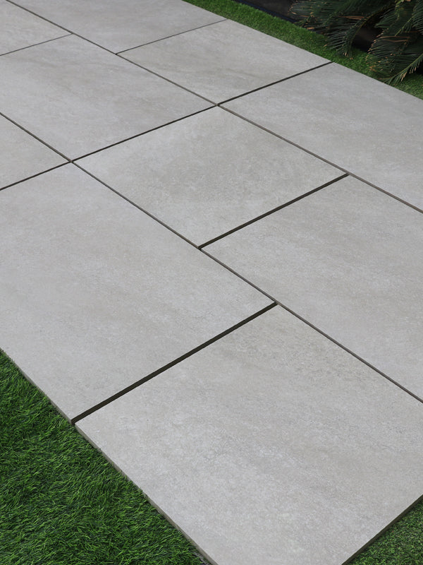 Hammer Stone Grey Porcelain Paving Slabs 600x600x20 mm (21.6 SQM, 60 Slabs Per Pack)