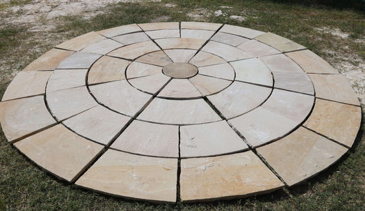 Mint fossil circular paving stones and setts for UK gardens