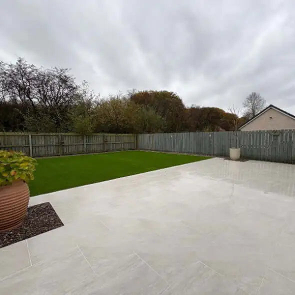 Rasa White outdoor porcelain paving slabs 600x900 mm installed in Birmingham UK