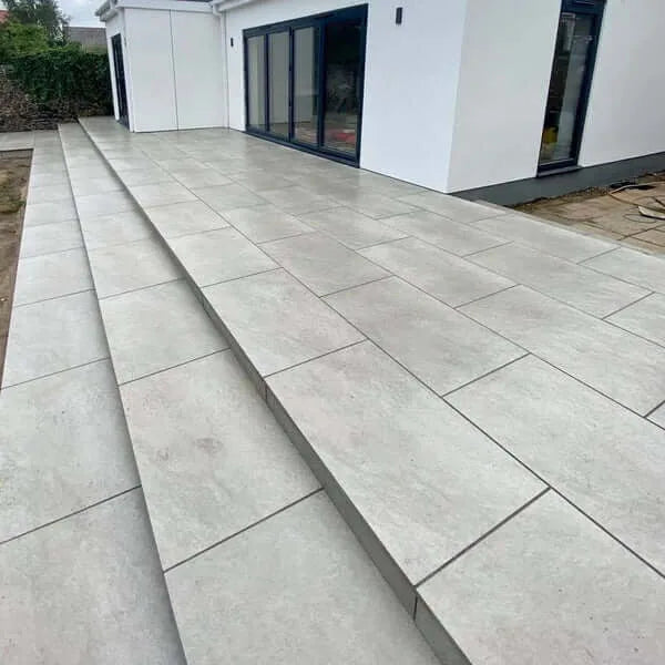 Sheffield Stone outdoor porcelain paving slabs used in a residential garden landscaping project