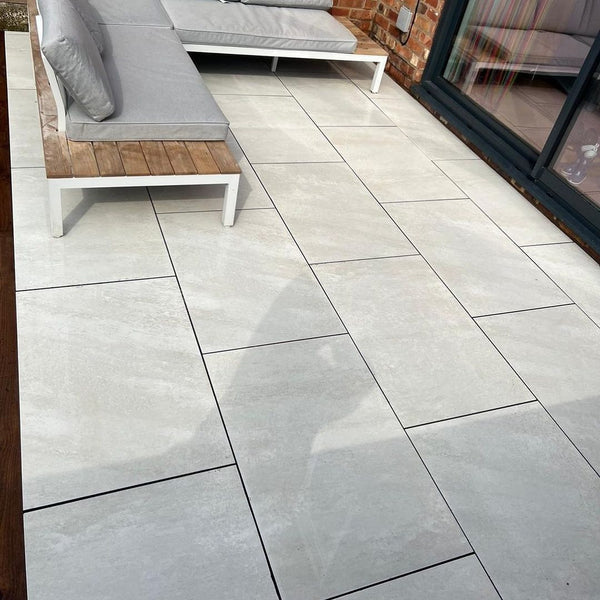 Contemporary Yorkstone White Paver Slabs – UV and Frost Resistant