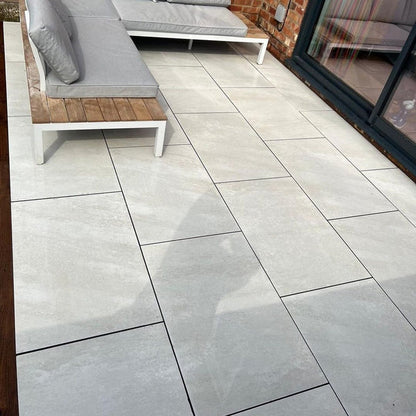 Contemporary Yorkstone White Paver Slabs – UV and Frost Resistant